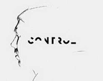 'Со стороны одноклассниц был ужас'. Анна Пересильд рассказала о буллинге, своих 'взрослых' образах и слухах о романе с Ваней Дмитриенко